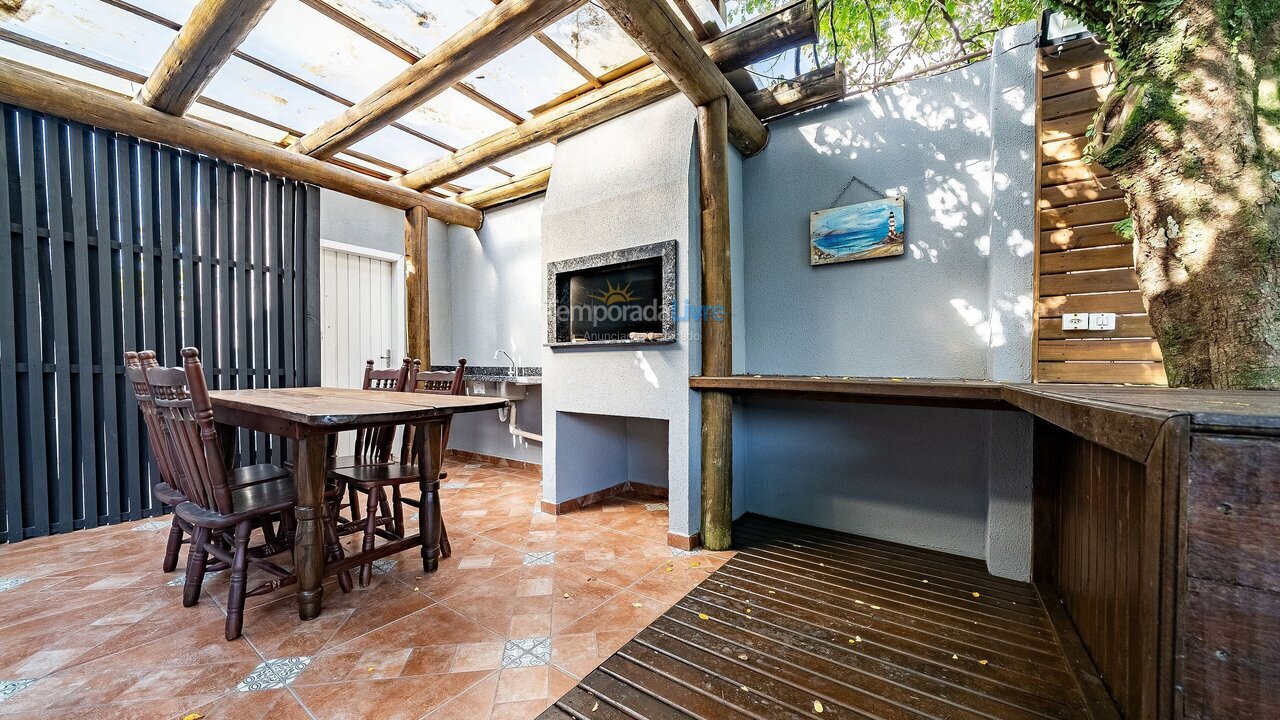 House for vacation rental in Bombinhas (Canto Grande)