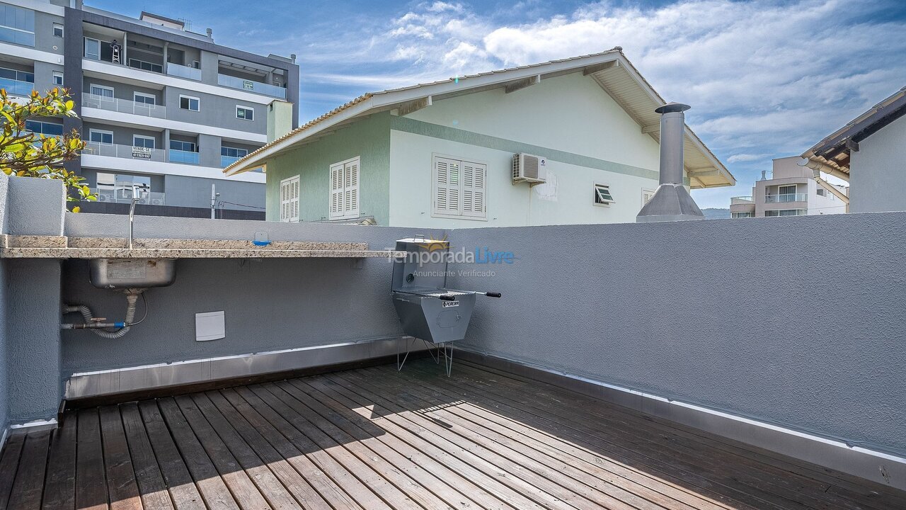 House for vacation rental in Bombinhas (Canto Grande)