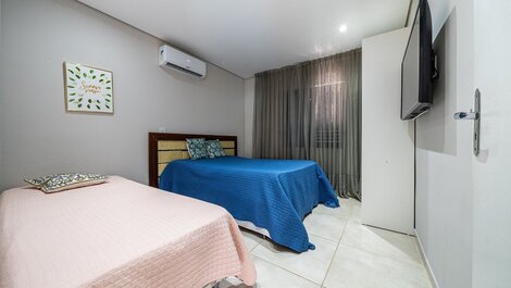 274 - Excelente apartamento de 02 dormitorios en Mariscal