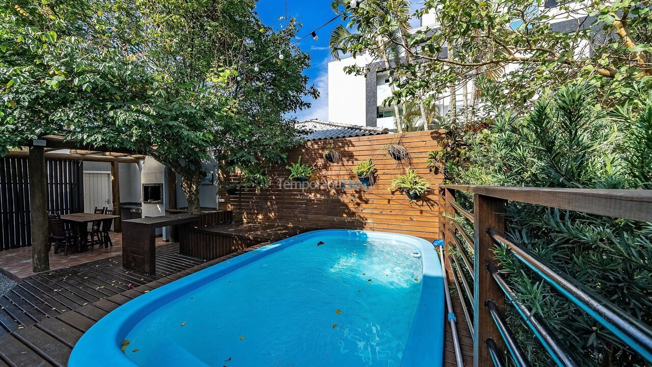 Casa para alquiler de vacaciones em Bombinhas (Canto Grande)