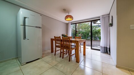 272 - Excellent 02 bedroom apartment in Mariscal