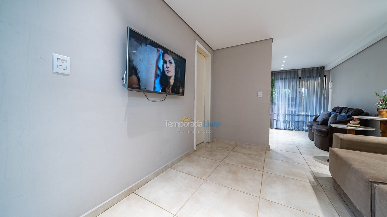 House for vacation rental in Bombinhas (Canto Grande)