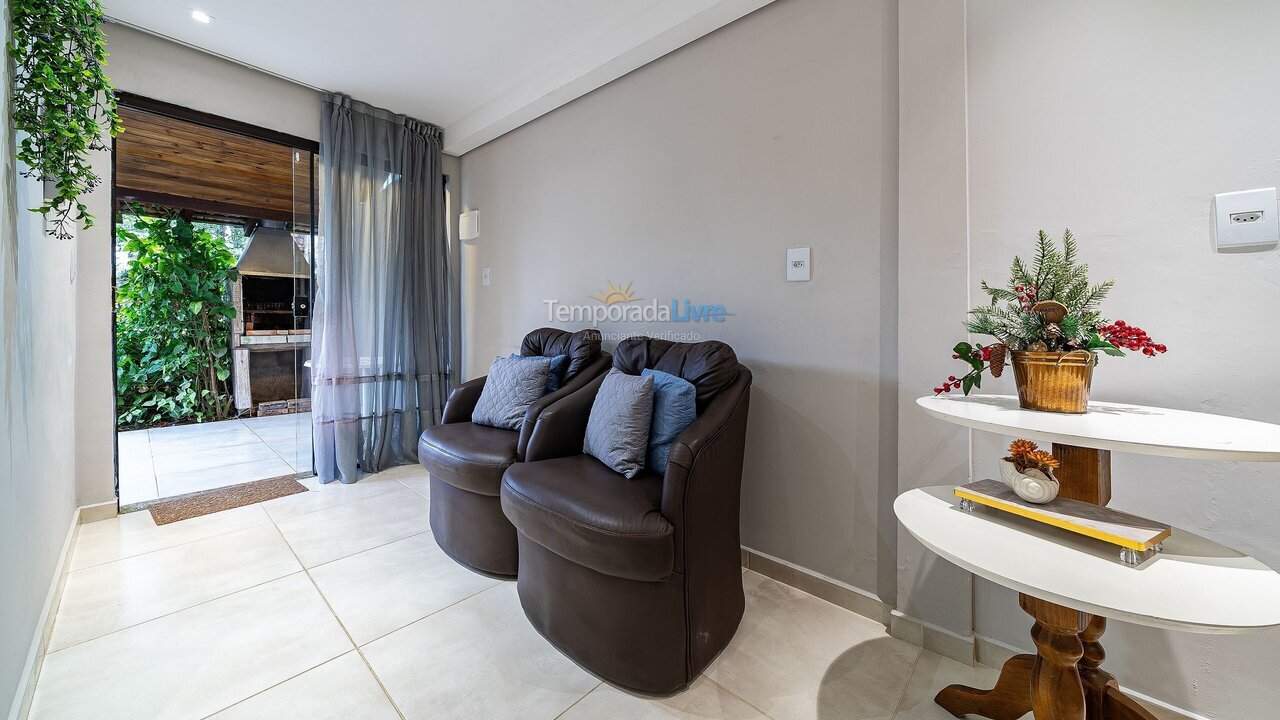 House for vacation rental in Bombinhas (Canto Grande)