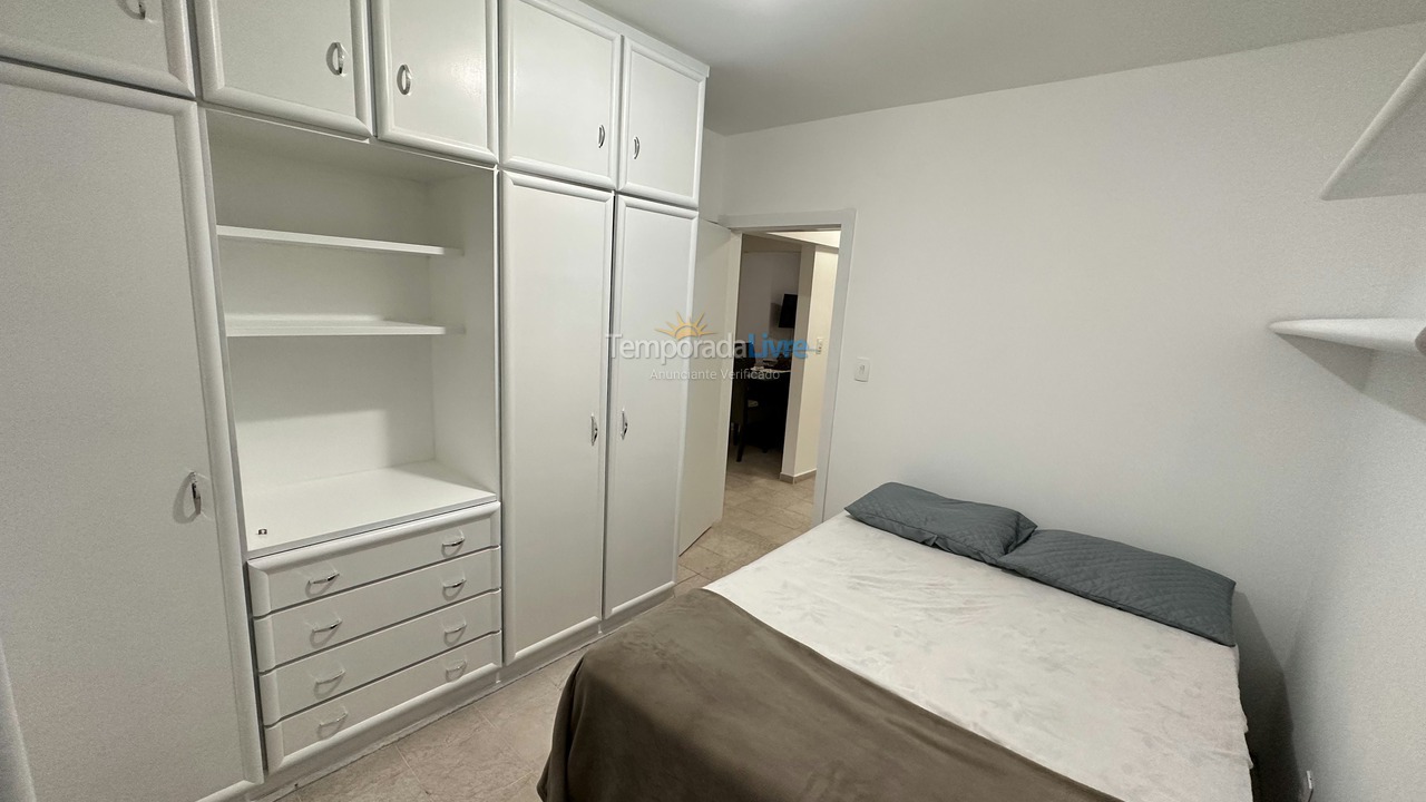 Apartamento para aluguel de temporada em Balneário Camboriú (Praia Central)