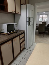 APARTAMENTO CENTRO BC QUADRA DO MAR 2 DORMITORIOS com wifi + tv smart