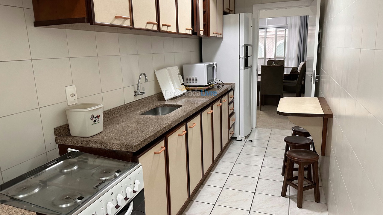 Apartamento para aluguel de temporada em Balneário Camboriú (Praia Central)