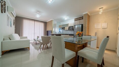 054 - Hermoso apartamento de 3 dormitorios en el centro de Bombas