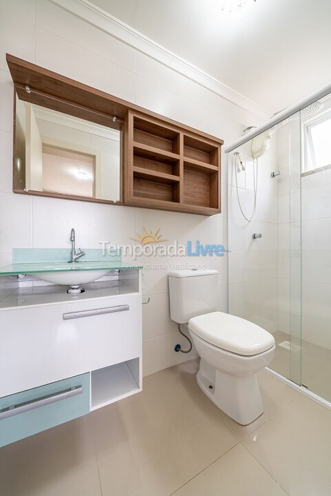 Apartamento para alquiler de vacaciones em Bombinhas (Praia de Bombas)