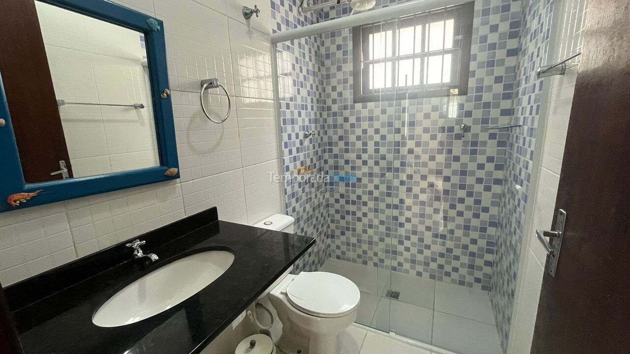 Casa para aluguel de temporada em Ubatuba (Praia das Toninhas)