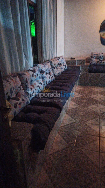 Casa para alquiler de vacaciones em Caraguatatuba (Massaguaçu)