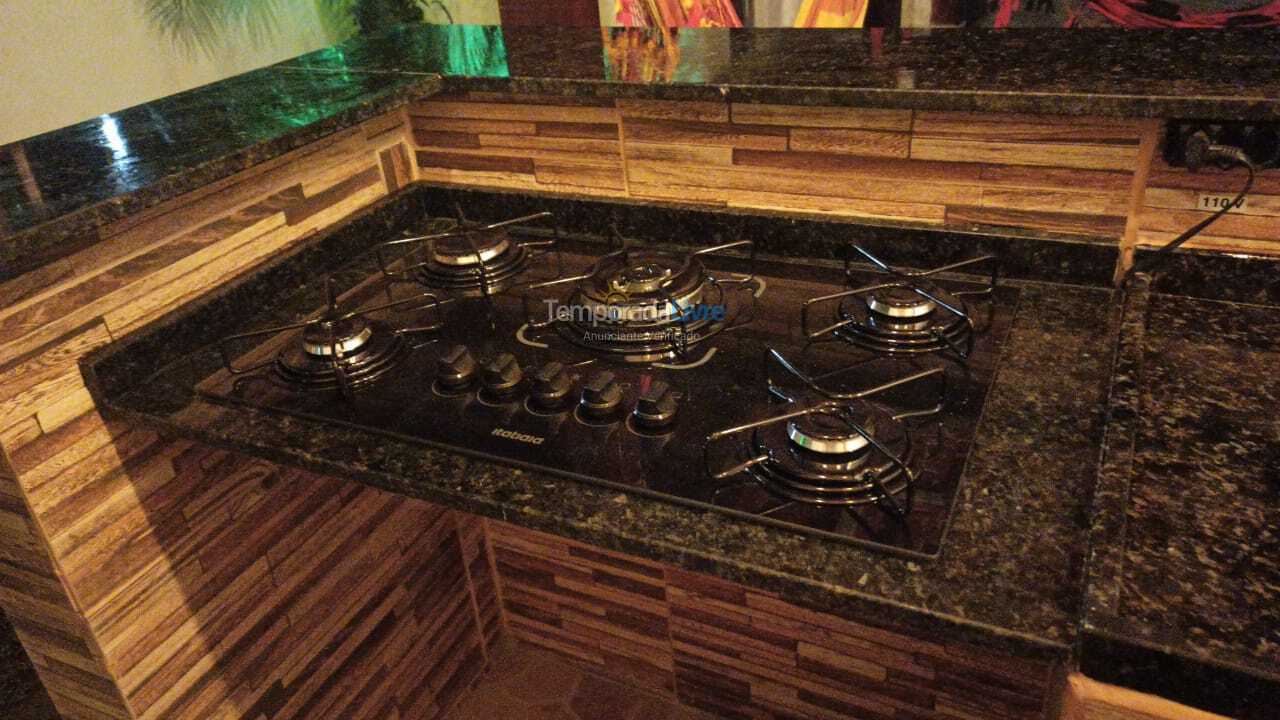 Casa para alquiler de vacaciones em Caraguatatuba (Massaguaçu)