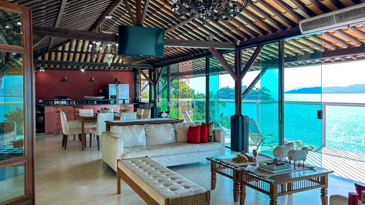 Casa para alquiler de vacaciones em Ilhabela (Barra Velha)