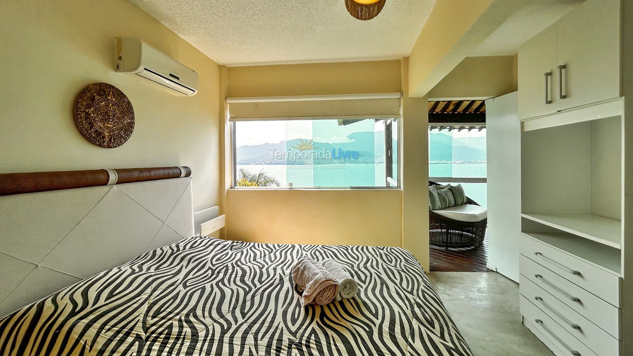 Casa para alquiler de vacaciones em Ilhabela (Barra Velha)