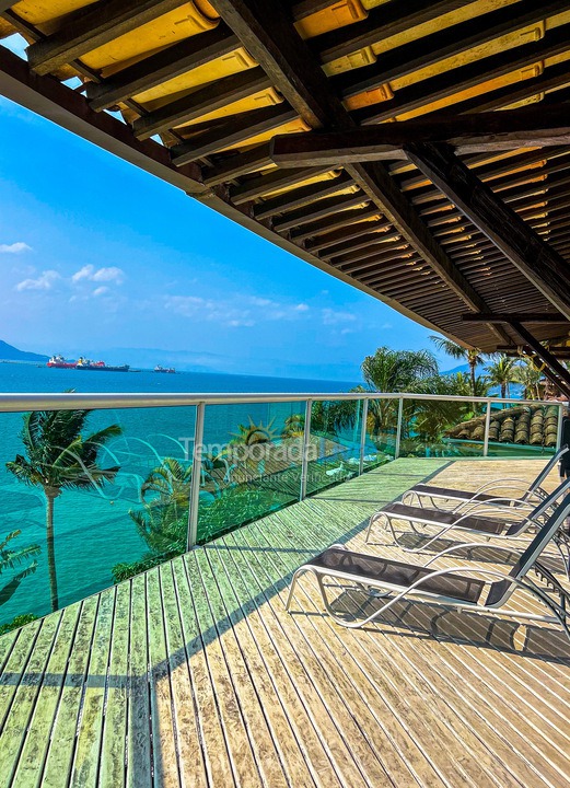 Casa para alquiler de vacaciones em Ilhabela (Barra Velha)