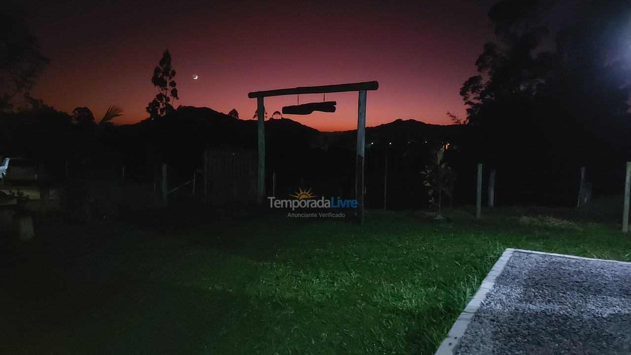 Chácara / sítio para aluguel de temporada em Imaruí (Sertao do Canguiri)