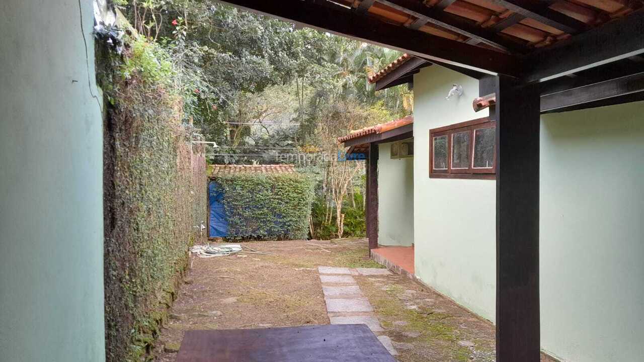 Casa para aluguel de temporada em São Sebastião (Maresias)