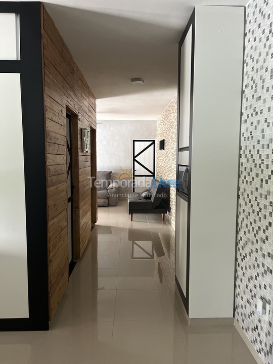 Casa para aluguel de temporada em Caraguatatuba (Porto Novo)