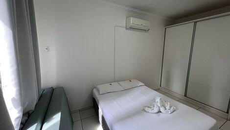 Ed. Sommer: 3 bedrooms // barbecue // wifi // air conditioning