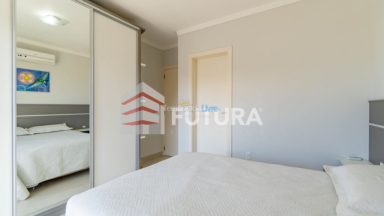 Apartment for vacation rental in Bombinhas (Praia de Bombas)