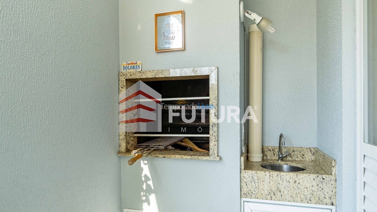 Apartment for vacation rental in Bombinhas (Praia de Bombas)