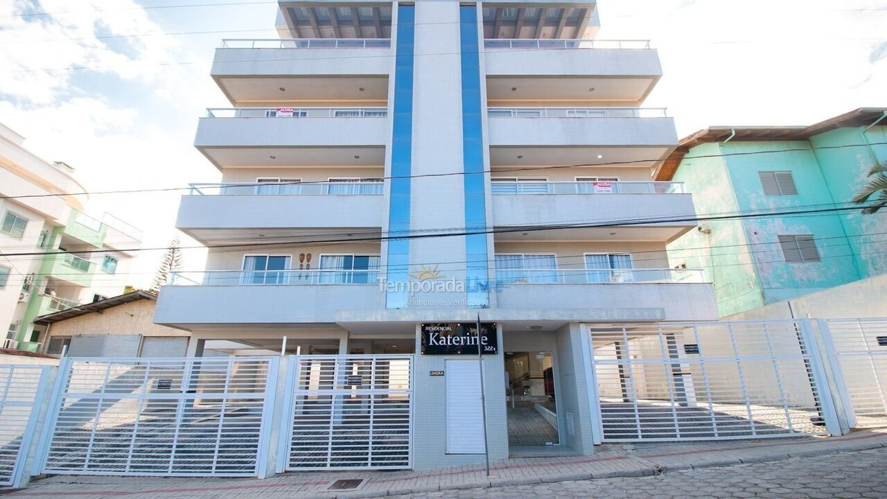 Apartment for vacation rental in Bombinhas (Praia de Bombas)