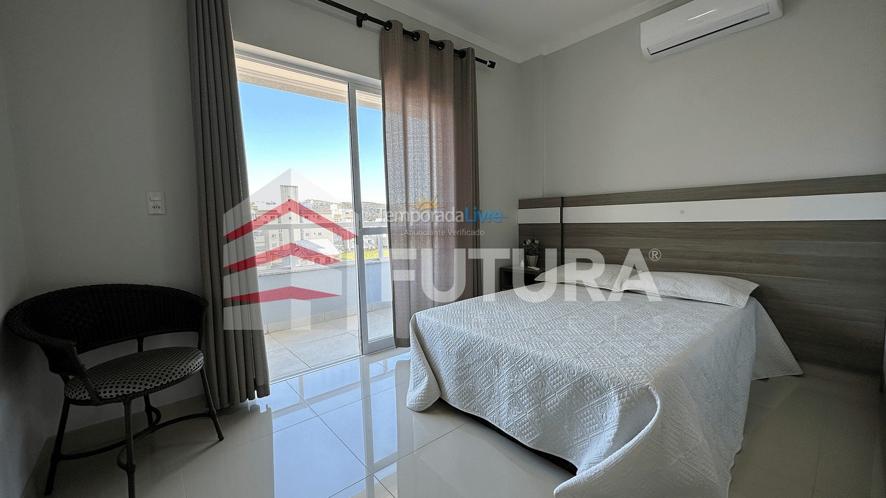 Apartamento para aluguel de temporada em Bombinhas (Praia de Bombas)