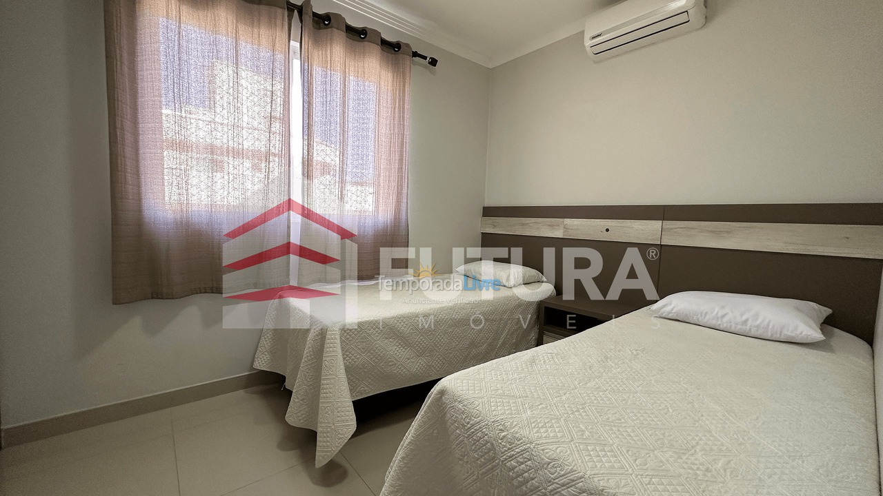 Apartamento para aluguel de temporada em Bombinhas (Praia de Bombas)