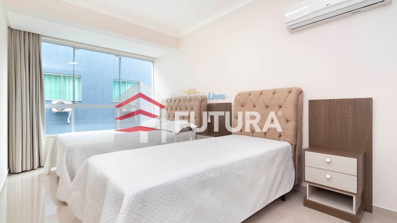 Apartment for vacation rental in Bombinhas (Praia de Bombas)