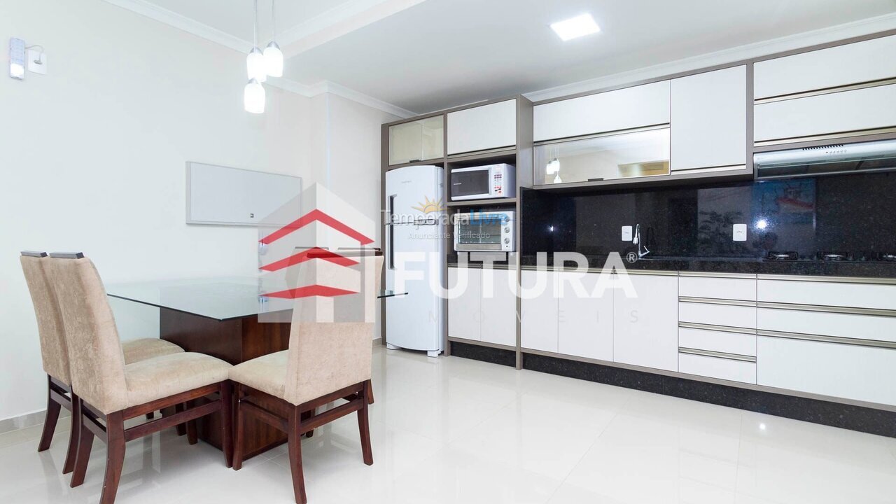 Apartment for vacation rental in Bombinhas (Praia de Bombas)