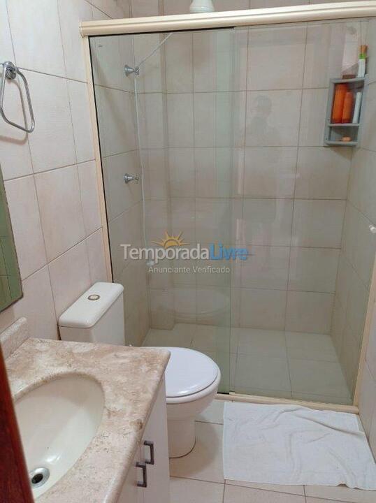 Apartamento para aluguel de temporada em Governador Celso Ramos (Praia das Cordas)