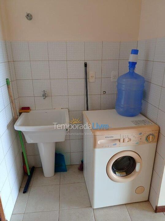 Apartamento para aluguel de temporada em Governador Celso Ramos (Praia das Cordas)