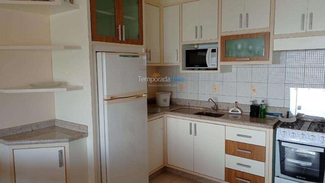 Apartamento para aluguel de temporada em Governador Celso Ramos (Praia das Cordas)