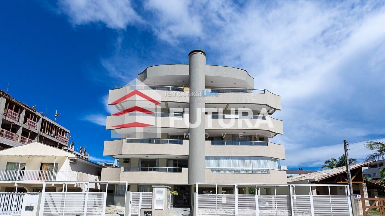 Apartamento para aluguel de temporada em Bombinhas (Praia de Bombas)