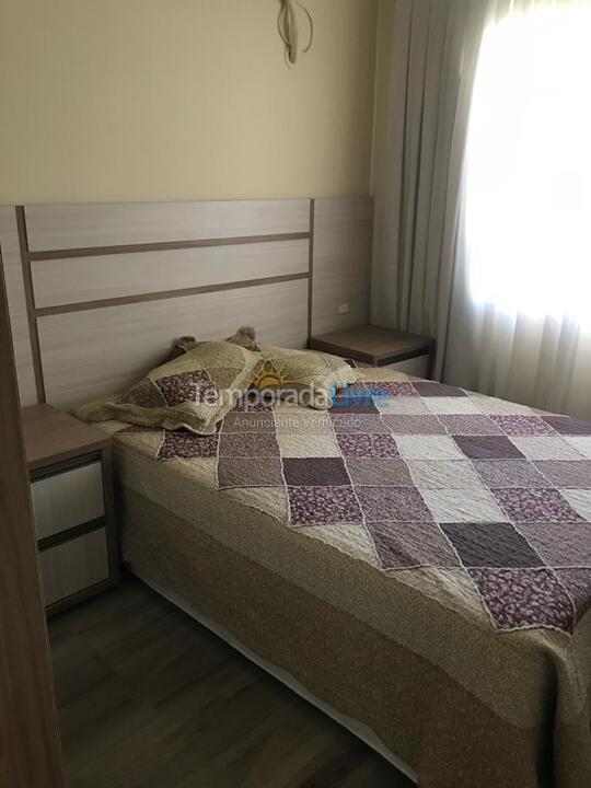 Casa para alquiler de vacaciones em Bombinhas (Praia de Bombas)