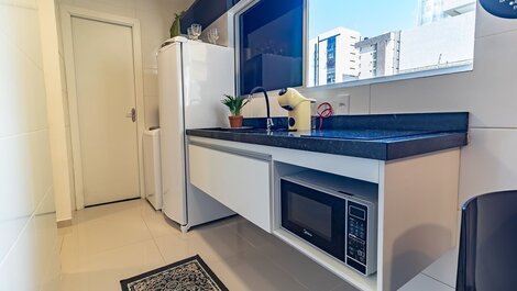 SUITE 30 METERS FROM THE BEACH AND FAST INTERNET