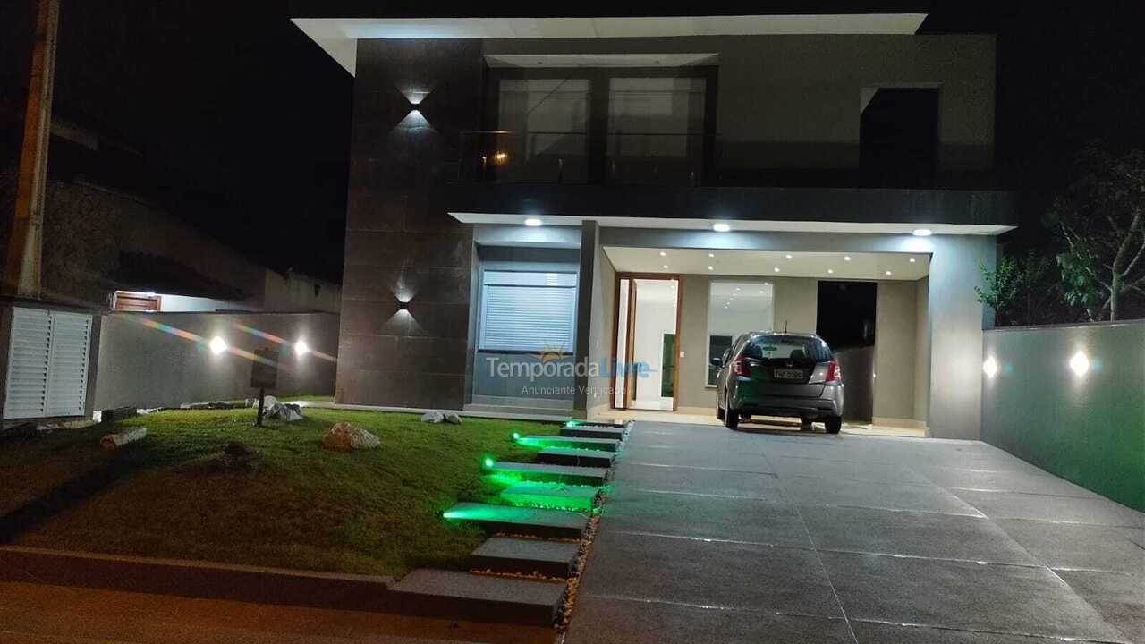 House for vacation rental in Bertioga (Condominio Morada da Praia)