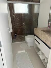 APARTAMENTO REFORMADO 1 SUITE + DORMITORIO FRENTE AL MAR