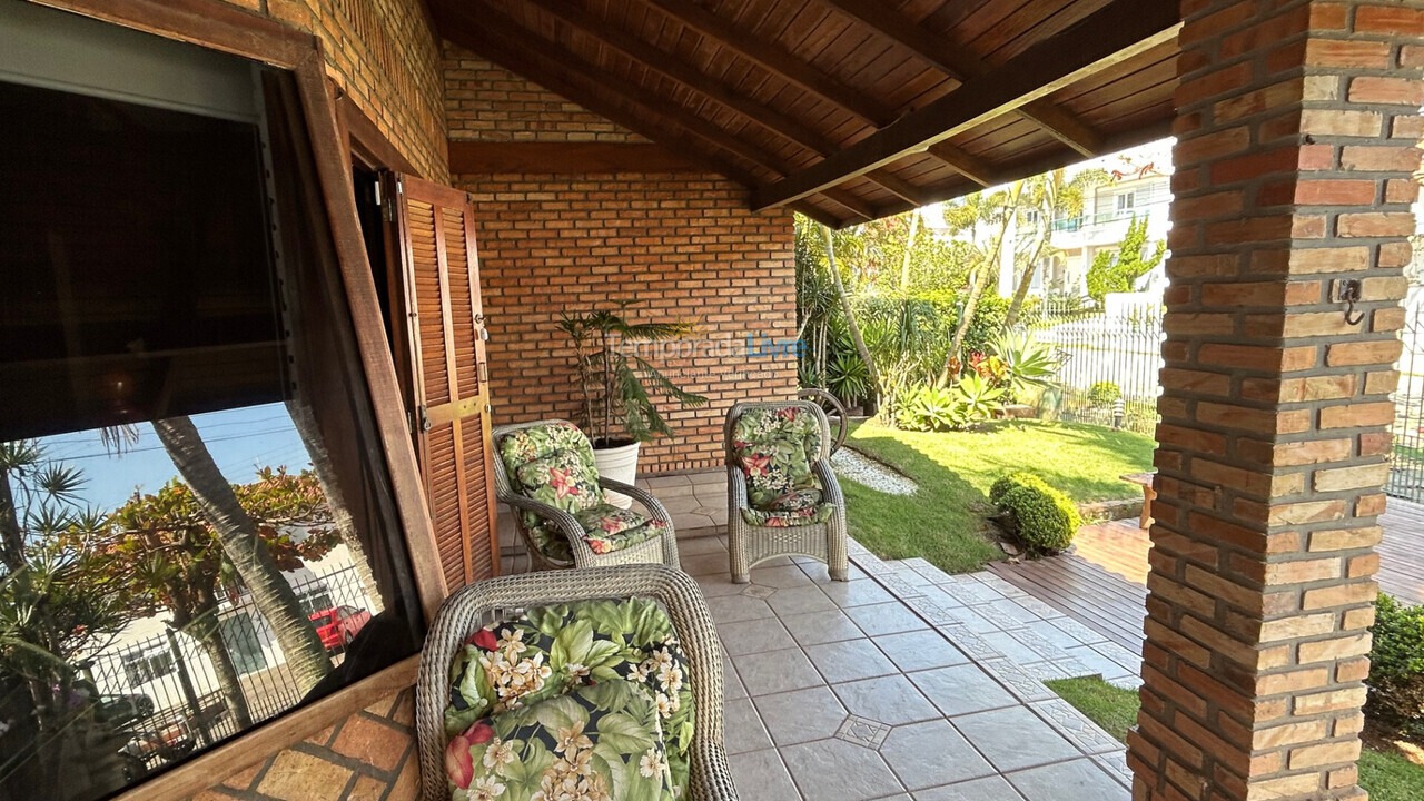 House for vacation rental in Florianopolis (Jurerê)