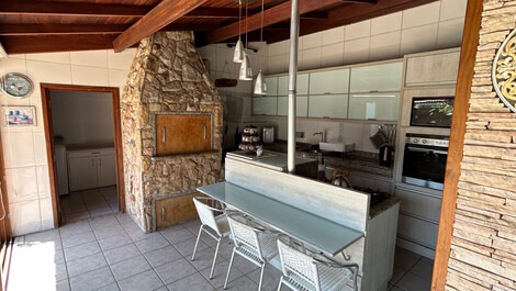 Beautiful house with pool, super comfortable