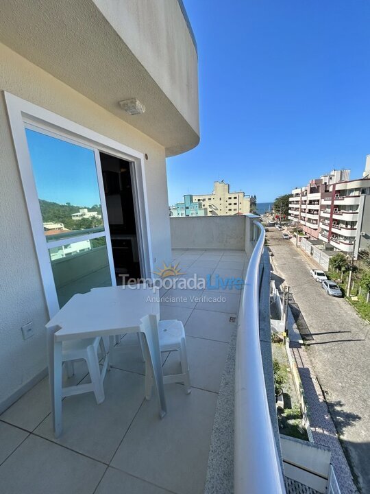 Apartamento para aluguel de temporada em Bombinhas (Praia de Bombas)