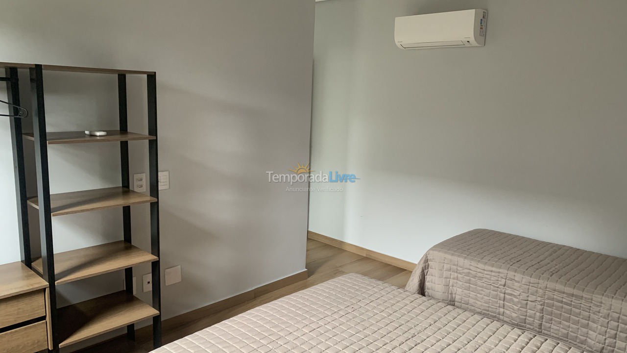 Casa para alquiler de vacaciones em Bertioga (Condominio Morada da Praia)