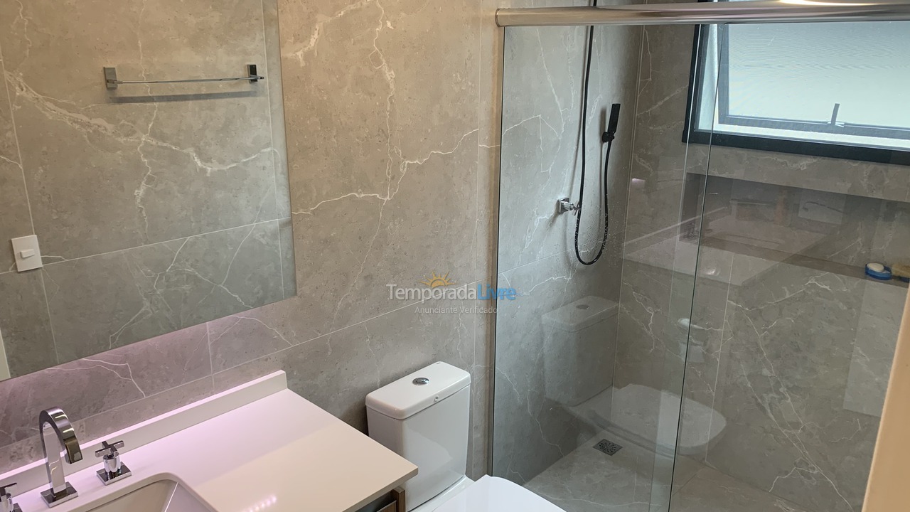 Casa para alquiler de vacaciones em Bertioga (Condominio Morada da Praia)