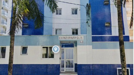 Apartamento na Praia Grande em Ubatuba. Fica na parte nobre.