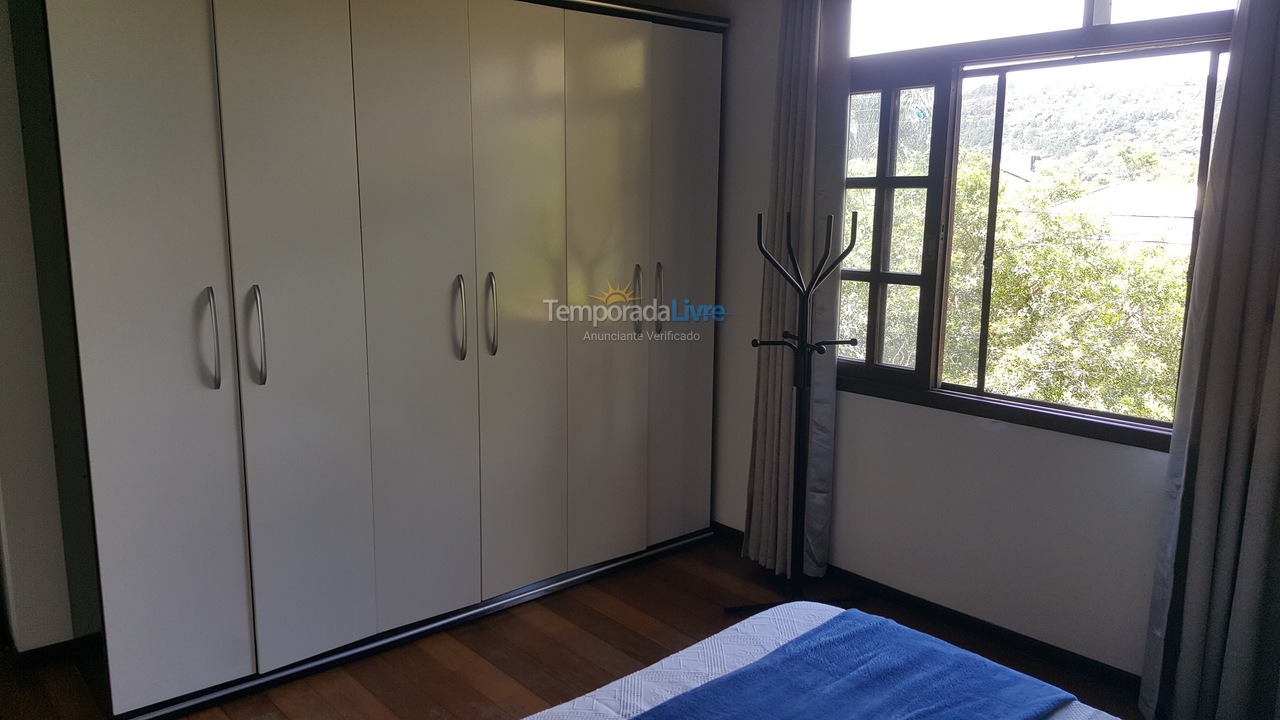 Casa para aluguel de temporada em Florianopolis (Daniela)