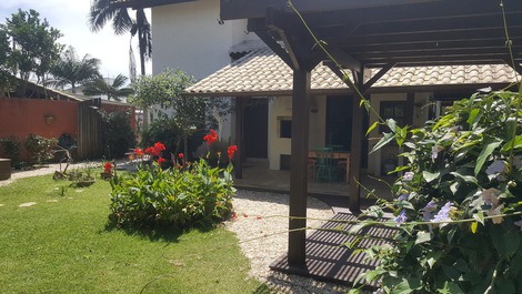 Vista do fundo do jardim..