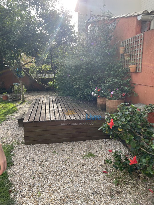 Casa para aluguel de temporada em Florianopolis (Daniela)