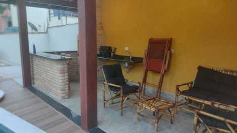 BEAUTIFUL TONINHAS BEACH HOUSE 3 BEDROOMS (2 SUITES) WITH POOL