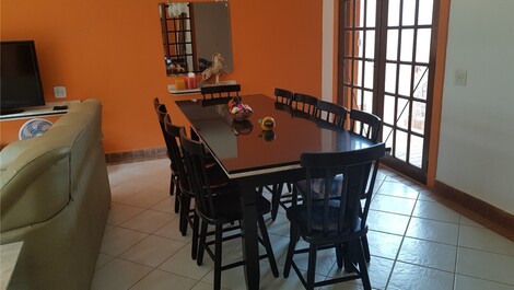 UBATUBA 5 SUITES CON AIRE ACONDICIONADO, PISCINA CLIMATIZADA, PLAYA LAGOINHA, CONDOMINIO CERRADO