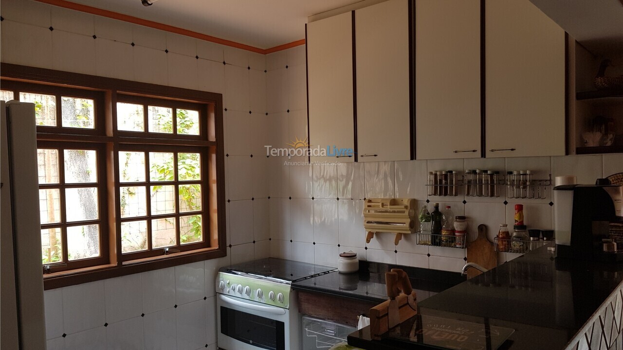 Casa para alquiler de vacaciones em Ubatuba (Lagoinha)