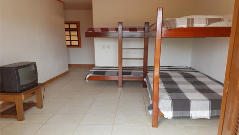 UBATUBA 5 SUITES CON AIRE ACONDICIONADO, PISCINA CLIMATIZADA, PLAYA LAGOINHA, CONDOMINIO CERRADO